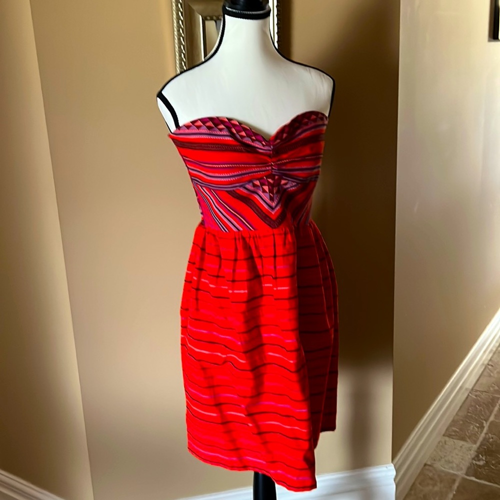 Girls strapless dress